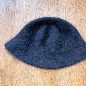 Women's Black and Grey Hat